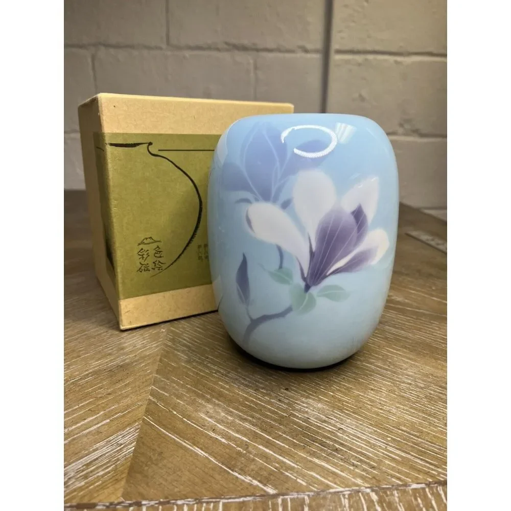 Fukagawa‎ Seiji Arita Porcelain Vase Light Blue Lilac Lily Magnolia Flower Japan
